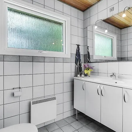 Vakantiehuis 4 Bedroom Cozy In Blåvand